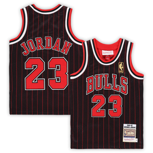 Michael Jordan Chicago Bulls Mitchell & Ness Toddler 1996/97 Hardwood Classics Authentic Jersey - Black